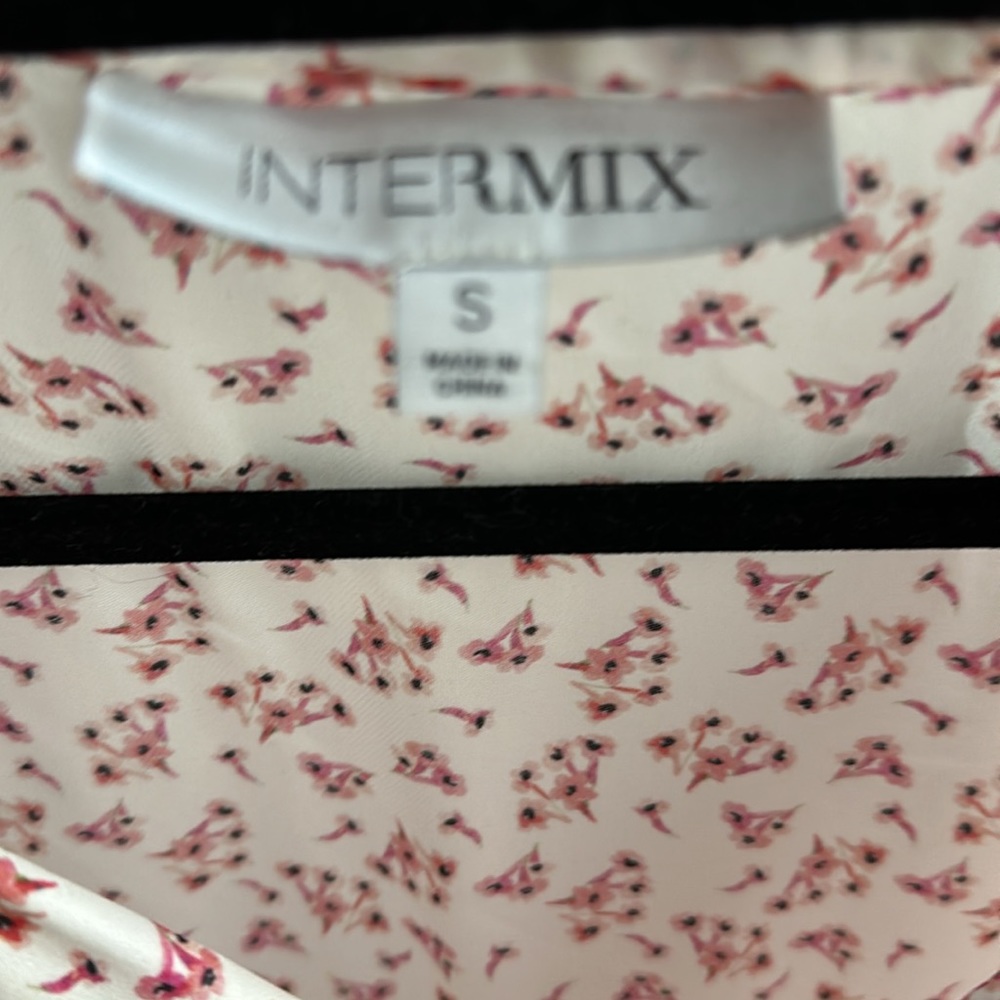 INTERMIX TOP - Picture 2 of 4